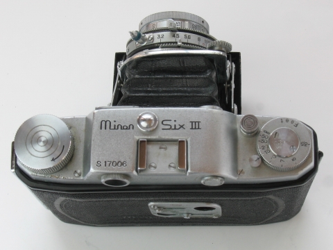 20151115_minon_six-3-03s.jpg